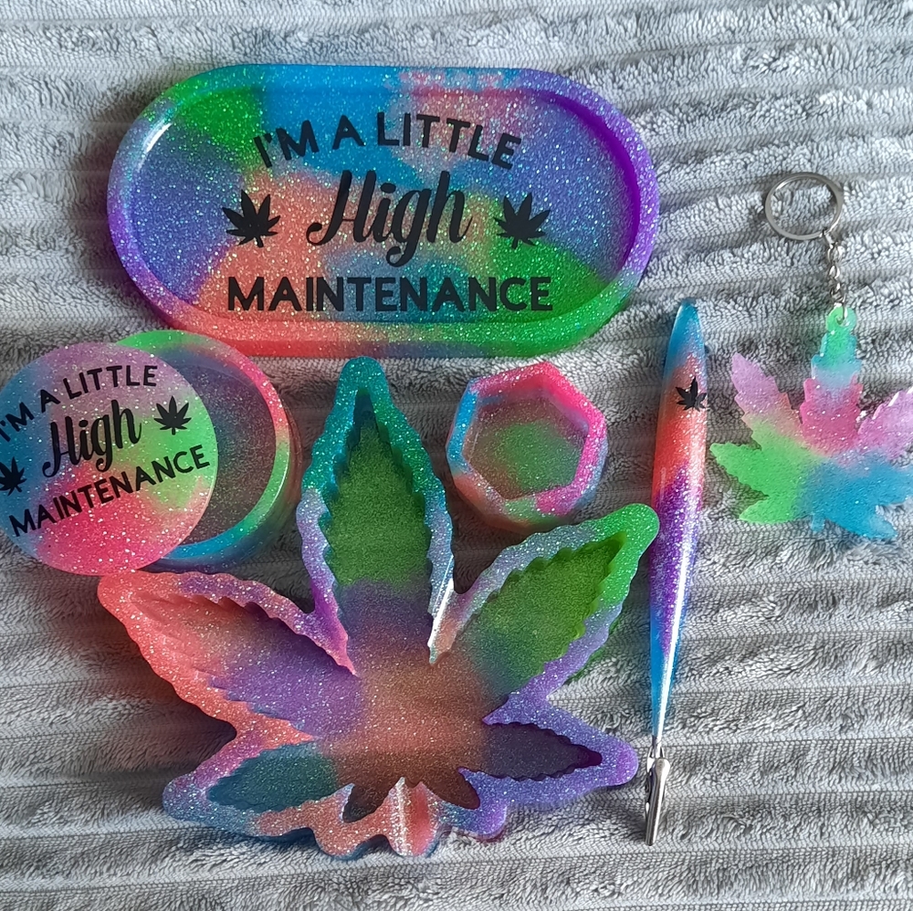 Tie Dye Rolling Tray Set